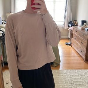 Vuori soft pink pullover sweater
